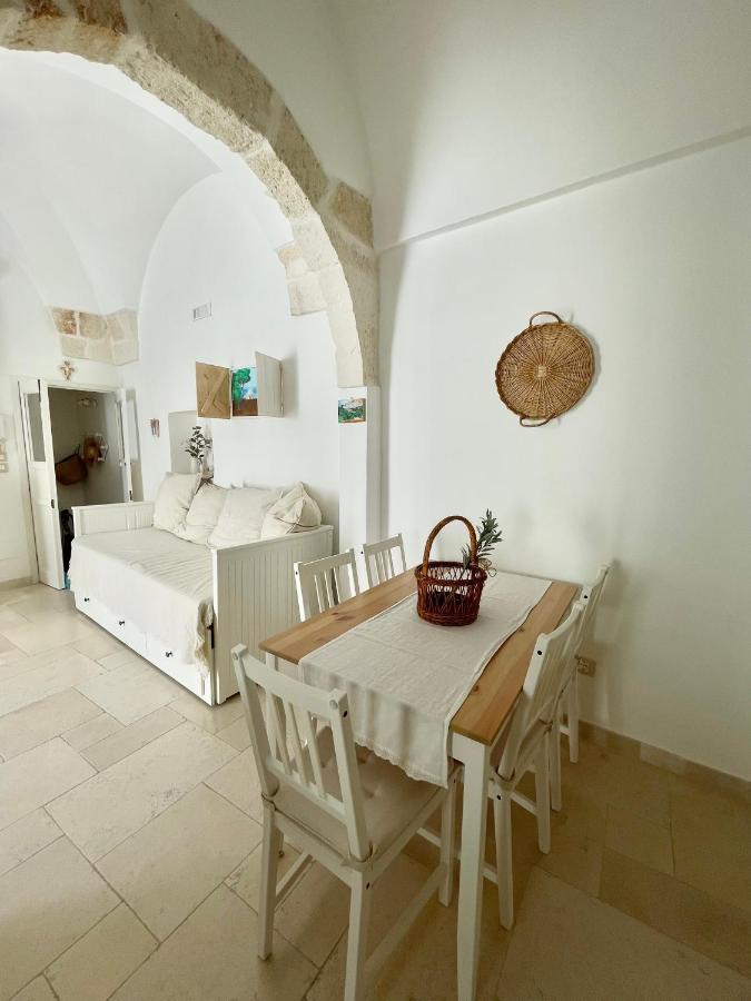 Tetti Bianchi - Deva'S Suite Home Ostuni Eksteriør bilde
